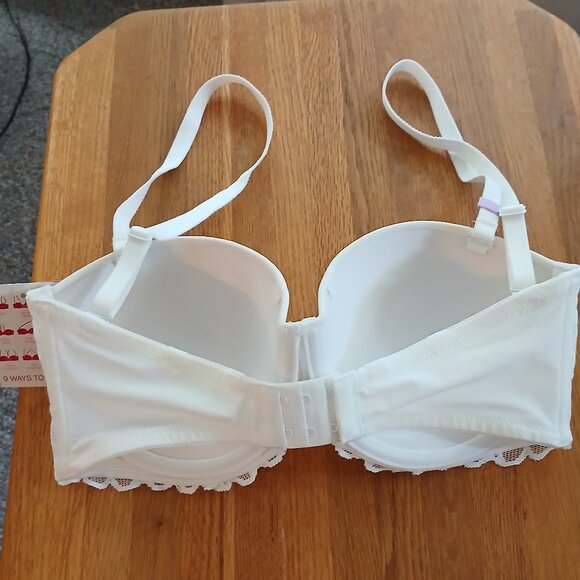 LOWERING THE PRICE for this SO brand BRA - NWT - Picture 6 of 6